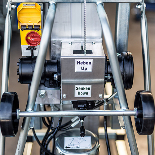 Böcker LH Serie 4, effiziente Materiallift 01