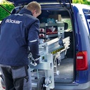 Böcker LMC Serie 4, kompakte Materiallift 02